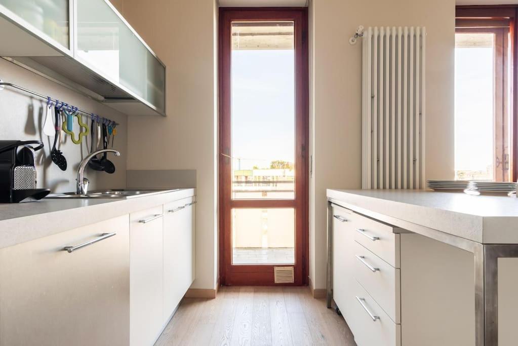 Schiavoni Flexyrent Wifi Appartement Milaan Buitenkant foto