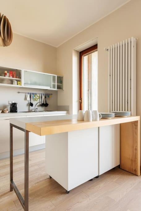 Schiavoni Flexyrent Wifi Appartement Milaan Buitenkant foto